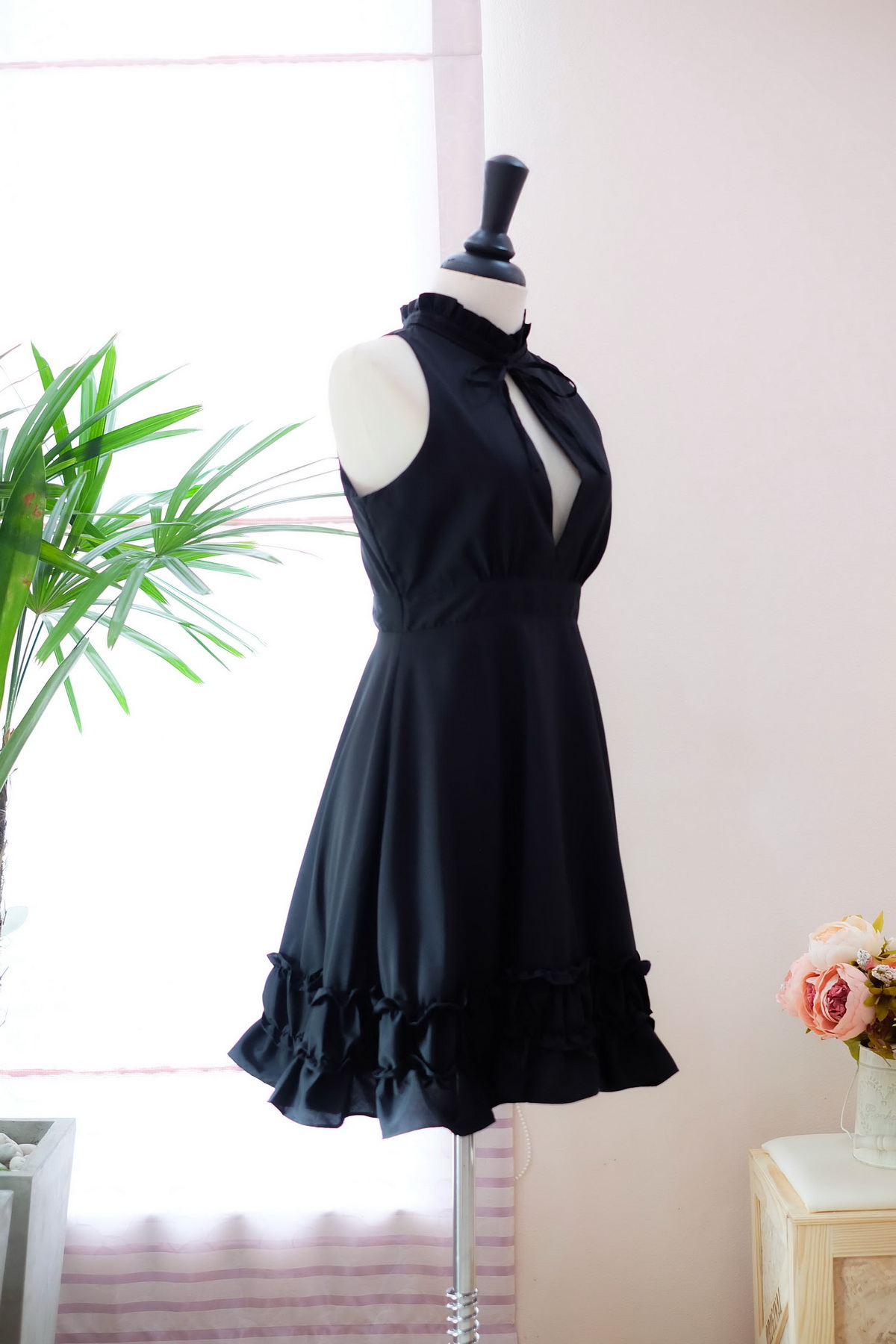Black Chiffon Ruffled High Halter Neck Short A-line Bridesmaid Dress Featuring Cutout Detailing.